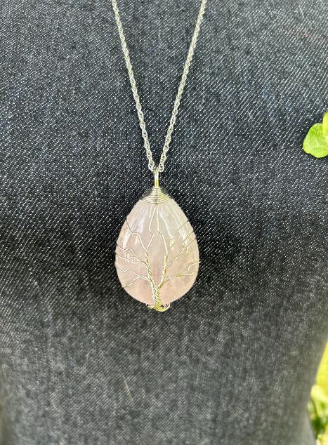 Amanda Pendentif ovale arbre Quartz rose